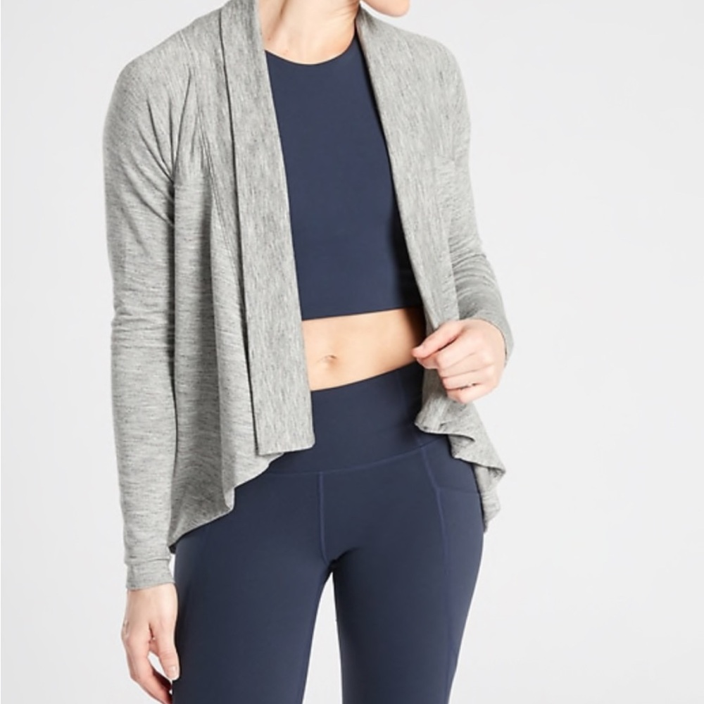 Athleta Nirvana Wrap Cardigan Sweater Heather Gray Active Gym Athleisure Hiking
